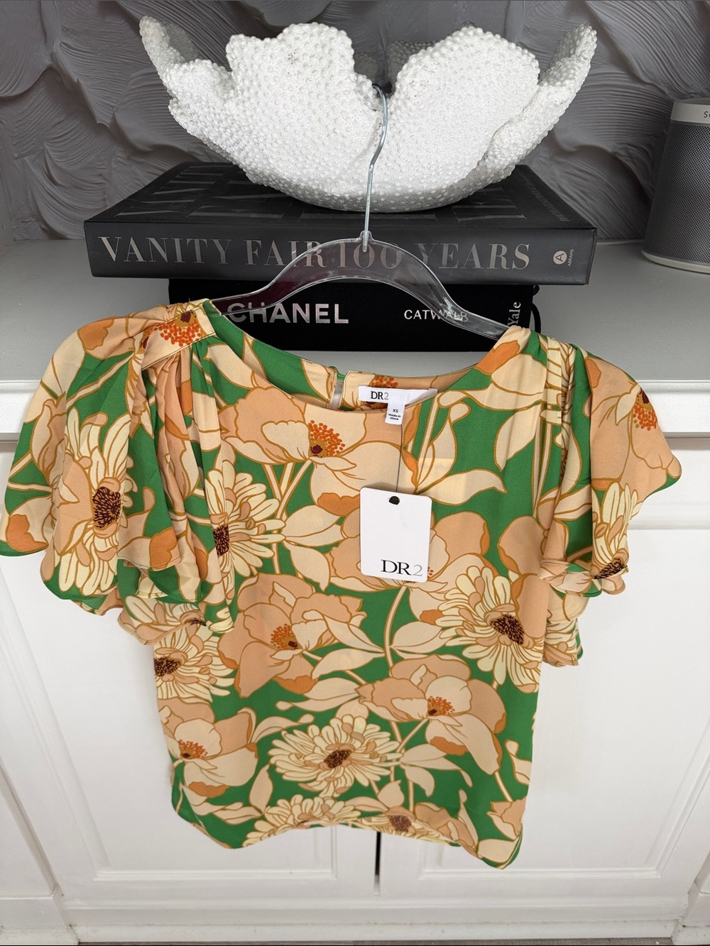 DR2 Green Floral Short-Sleeve Blouse with Beige and Tan Flowers